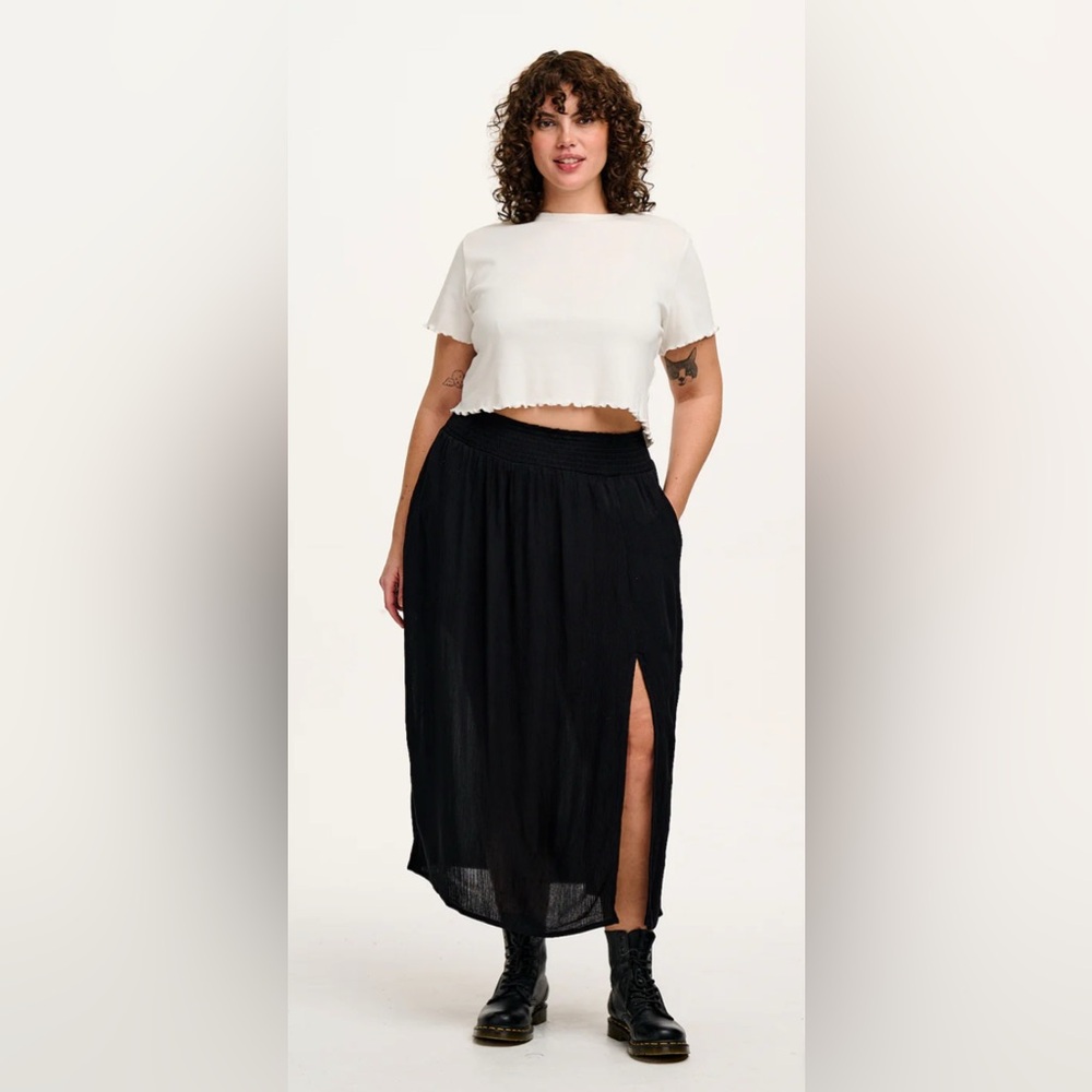 Lucy & Yak Poppy - Elasticated Waist Skirt in Black